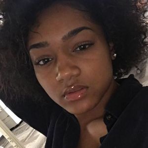 Meet your Posher, Shayla